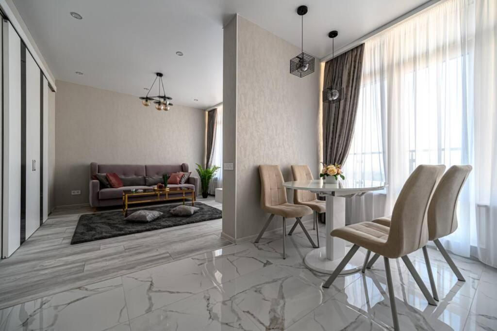Комфортные Апартаменты 36 Жемчужина Odessa Eksteriør bilde